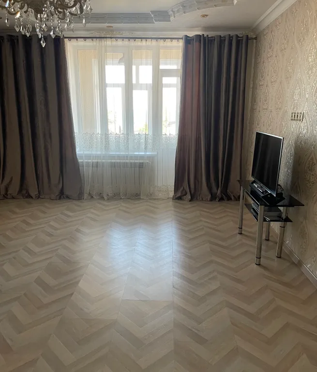 Квартира двухкомнатная на улице Гейдара Алиева, 82 м², Дербент — фото 5