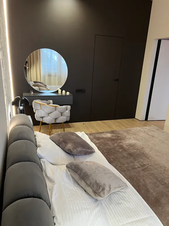 Квартира двухкомнатная на проспекте Свободном, 64 м², Красноярск — фото 16