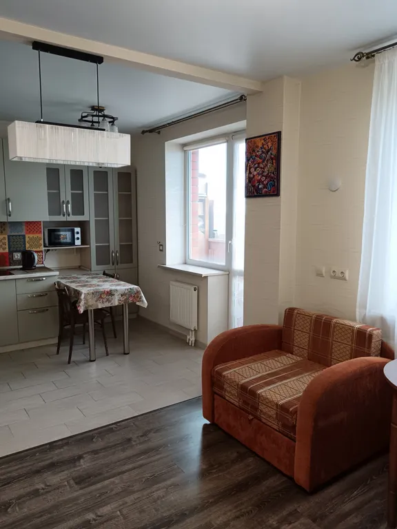 Квартира однокомнатная на улице Карла Маркса, 35 м², Сыктывкар — кухня, фото 7