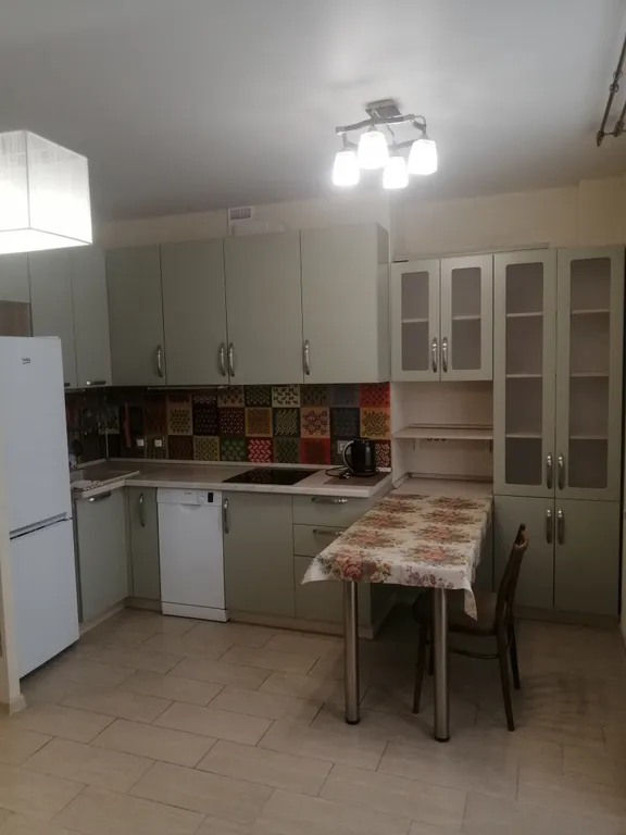 Квартира однокомнатная на улице Карла Маркса, 35 м², Сыктывкар — кухня, фото 4