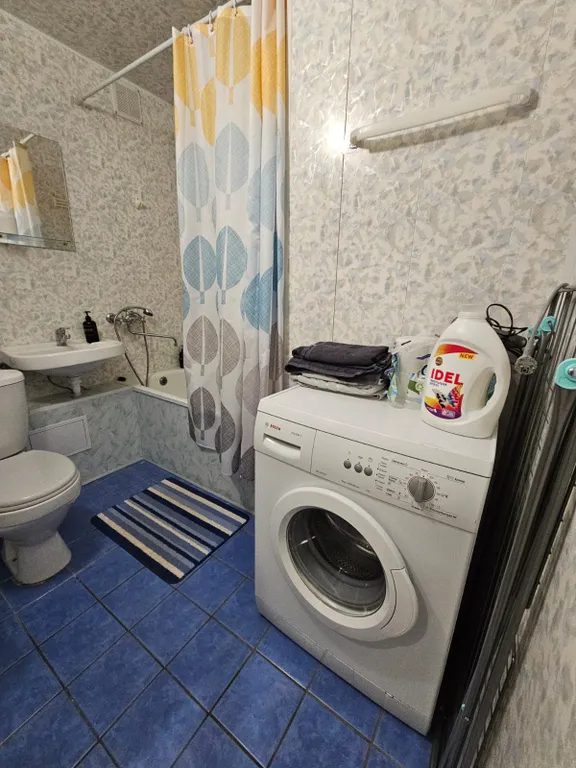 Квартира однокомнатная на улице Молодёжной, 31 м², Валдай — ванная комната