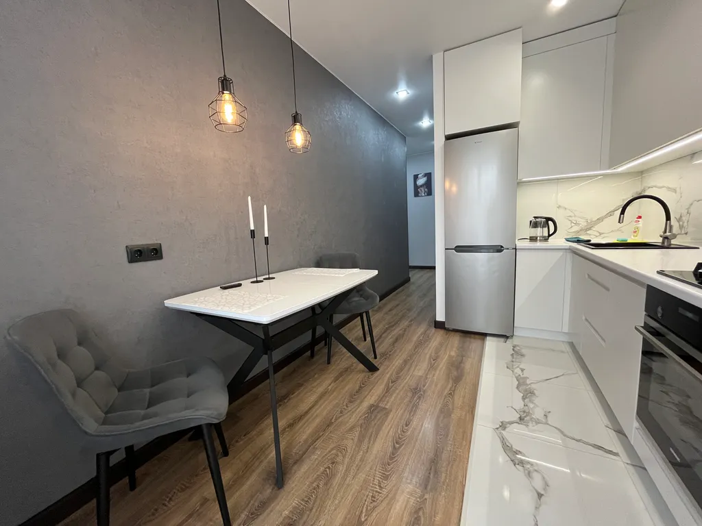 Квартира однокомнатная на улице Свердлова, 40 м², Йошкар-Ола — кухня