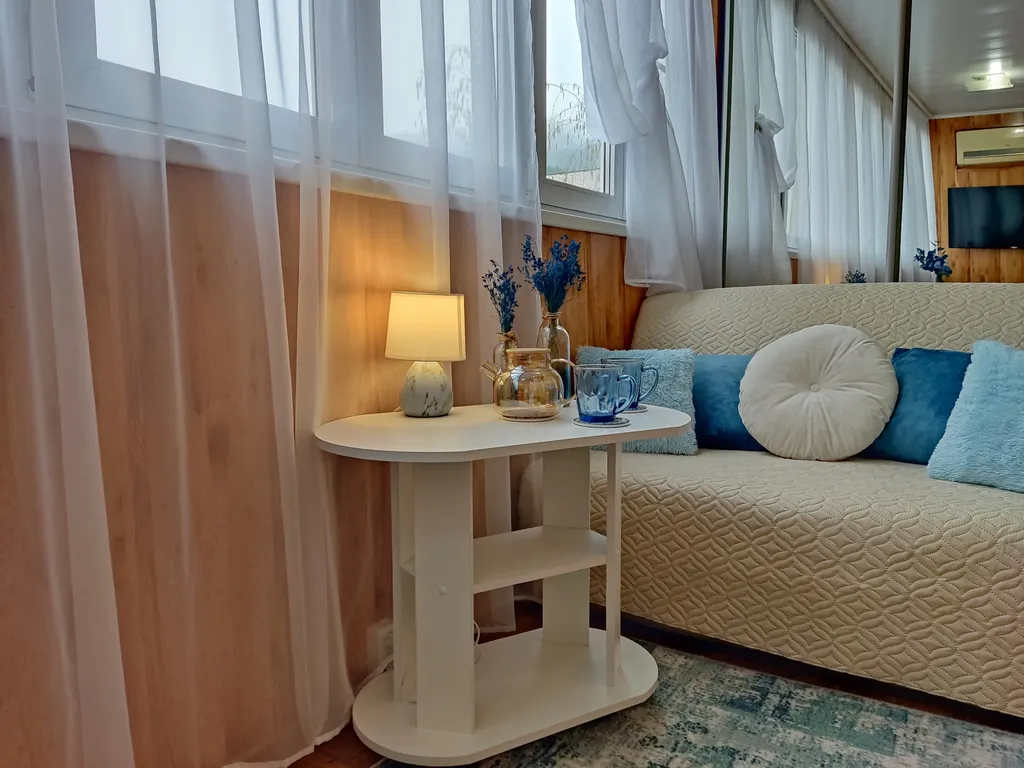 Квартира двухкомнатная на улице Пирогова, 64 м², Пятигорск — спальня, фото 9