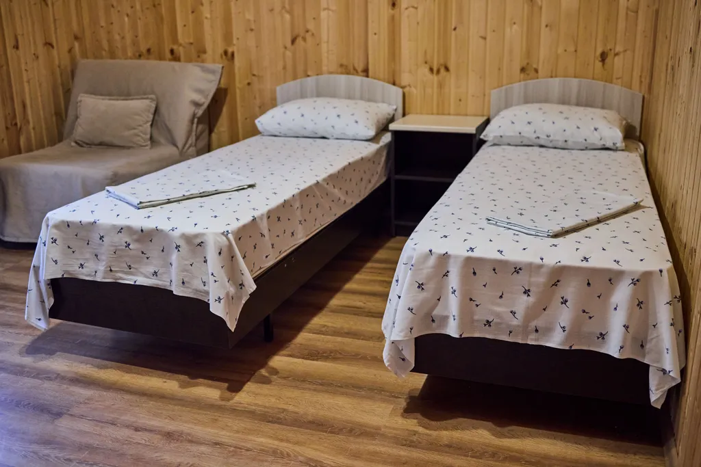 Трёхместный номер эко с раздельными кроватями — Дарья+, фото 1 из 4