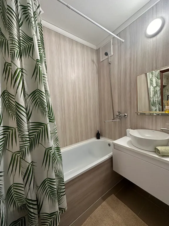 Квартира однокомнатная в квартале Светлояре, 45 м², Красный Бор — фото 8