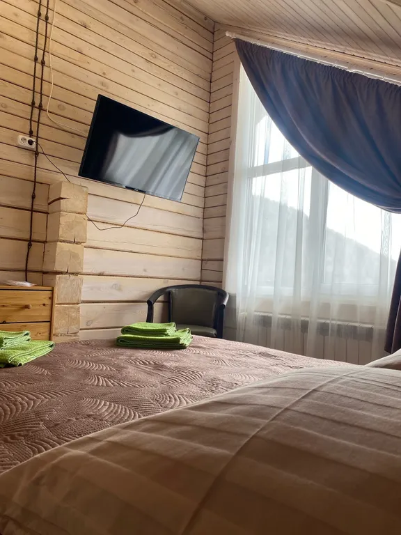 Двухместный номер с 1 кроватью Улучшенный с видом на Байкал — общий вид