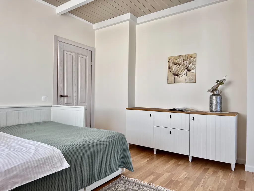 Квартира трёхкомнатная на улице Советской, 120 м², Пионерский — спальня, фото 13