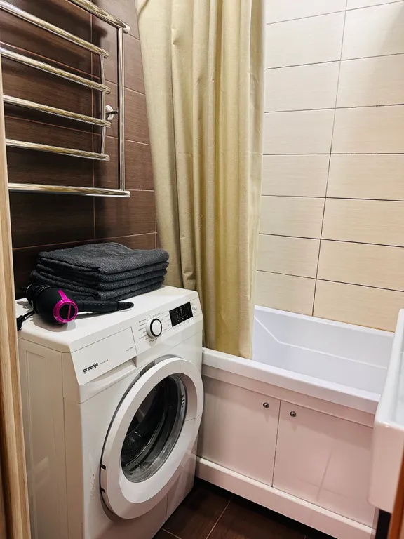 Квартира трёхкомнатная в Сормовском, 67 м², Нижний Новгород — ванная комната