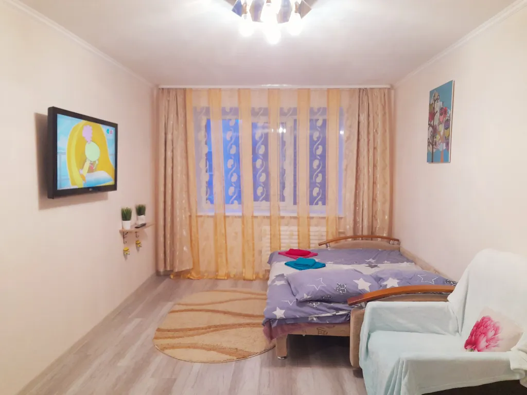 Квартира однокомнатная на улице Серго Орджоникидзе, 34 м², Ярославль — спальня, фото 8