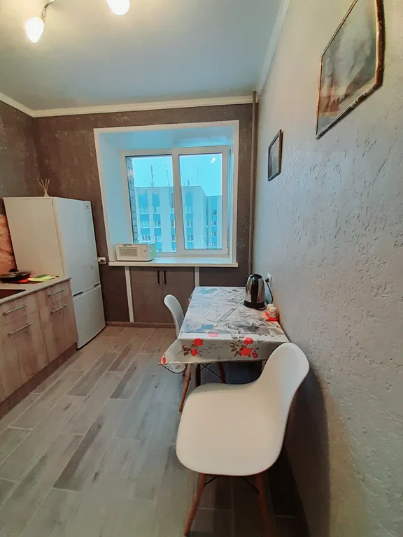 Квартира однокомнатная на улице Серго Орджоникидзе, 34 м², Ярославль — кухня, фото 3