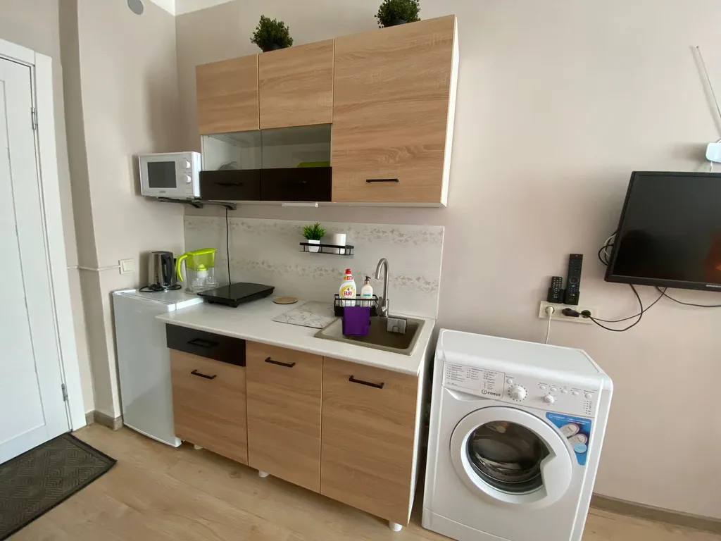 Номер 2-местный на улице Малышева, 12 м², Екатеринбург — кухня, фото 2