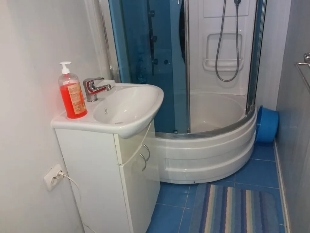 Квартира двухкомнатная на улице Ксении Ге, 46 м², Кисловодск — фото 2