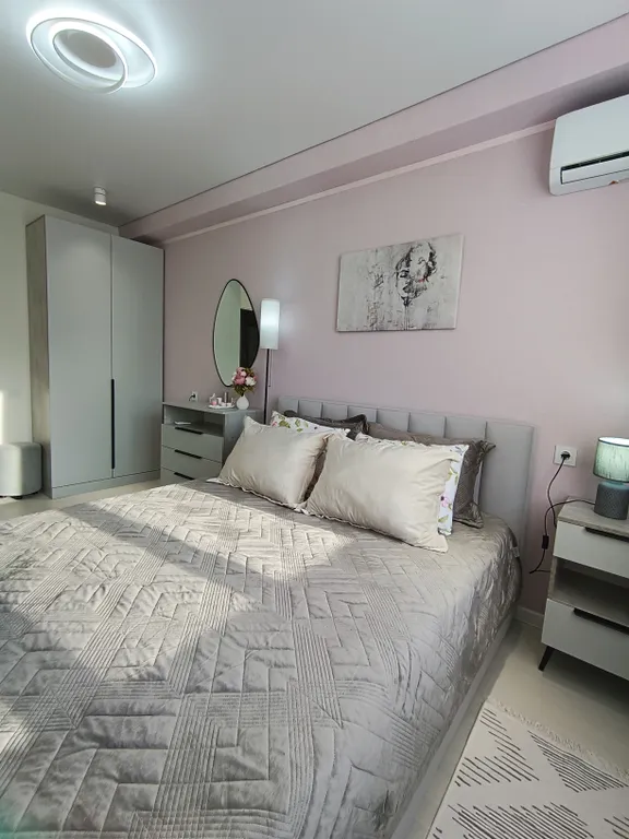 Квартира трёхкомнатная на улице Булгакова, 77 м², Пятигорск — спальня, фото 8