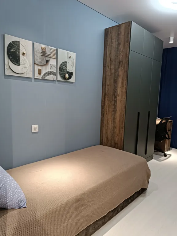 Квартира трёхкомнатная на улице Булгакова, 77 м², Пятигорск — спальня, фото 10