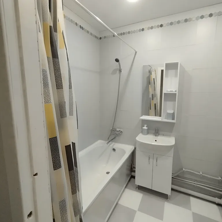 Квартира двухкомнатная на улице Завокзальной, 53 м², Великий Новгород — ванная комната, фото 2