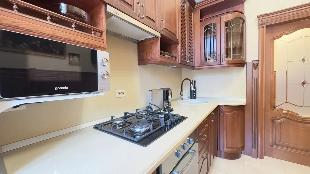 Квартира однокомнатная на улице Баталинской, 70 м², Ессентуки — фото 12