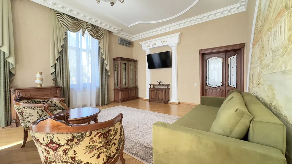 Квартира однокомнатная на улице Баталинской, 70 м², Ессентуки — фото 14