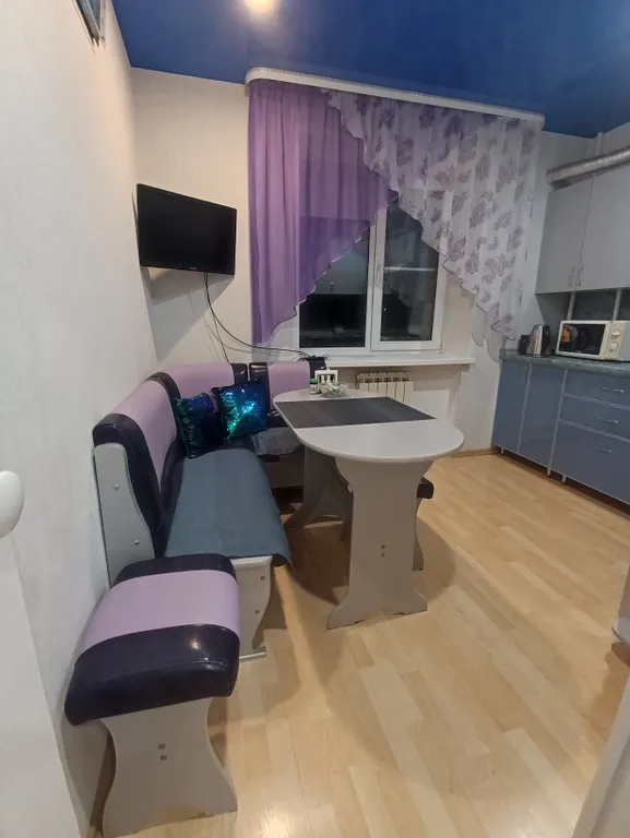 Квартира однокомнатная на улице Успенской, 33 м², Мышкин — кухня, фото 3