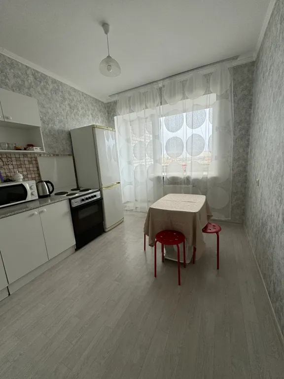 Квартира однокомнатная на улице Московском Тракте, 45 м², Тюмень — фото 5