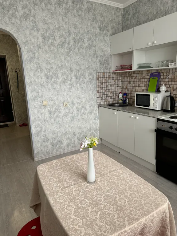 Квартира однокомнатная на улице Московском Тракте, 45 м², Тюмень — фото 7