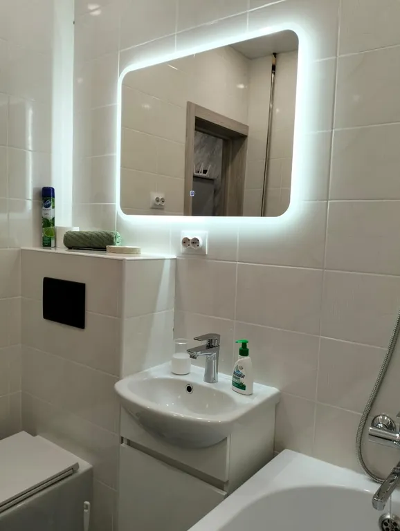 Квартира двухкомнатная на улице Мельникайте, 45 м², Тюмень — фото 16