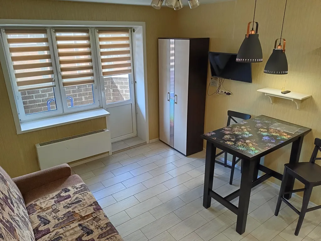 Студия однокомнатная на улице Дмитрия Михайлова, 30 м², Ногинск — кухня, фото 2