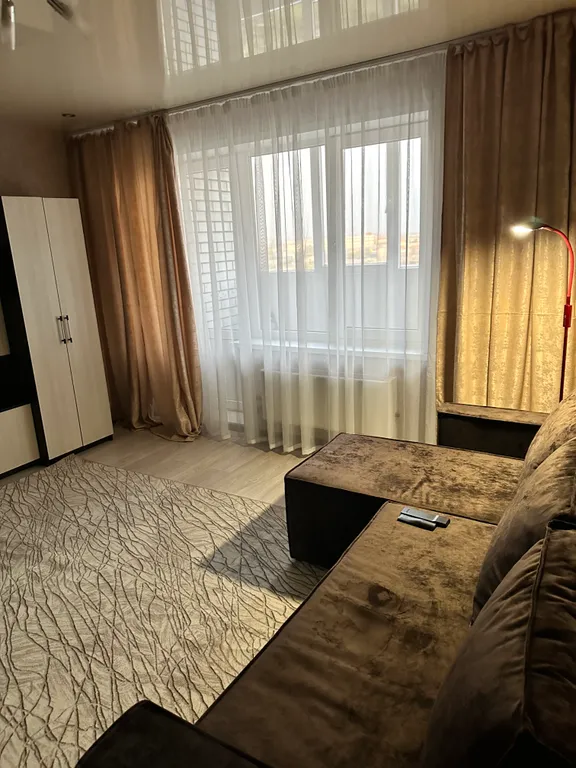 Квартира однокомнатная в Привокзальном, 48 м², Тула — спальня, фото 2