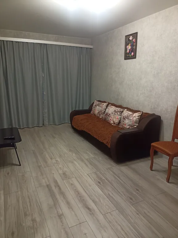 Квартира двухкомнатная на улице Героеве Медикове, 45 м², Кисловодск — спальня, фото 4