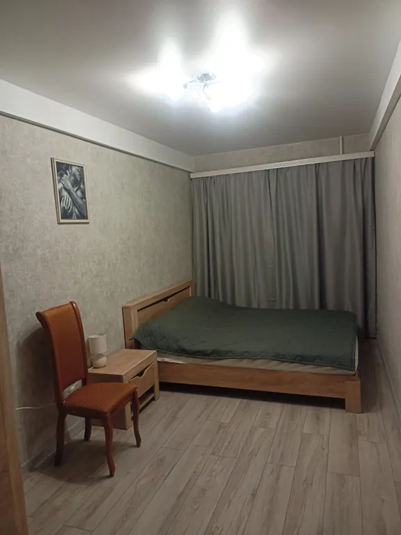 Квартира двухкомнатная на улице Героеве Медикове, 45 м², Кисловодск — спальня, фото 2