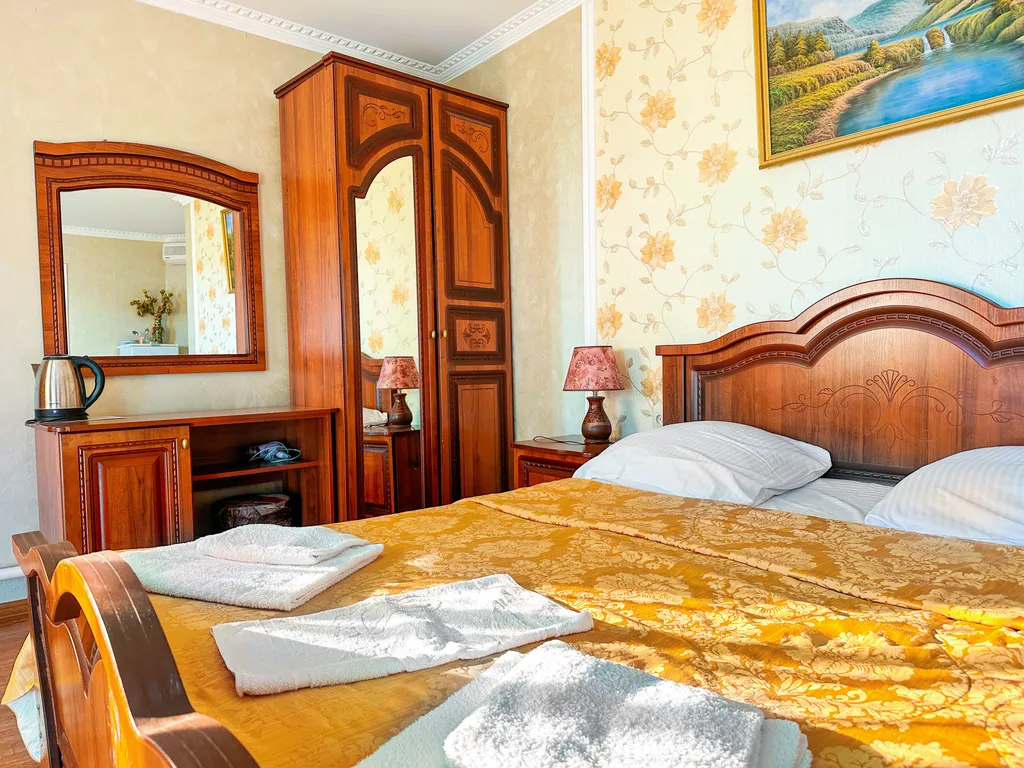 Полулюкс с мини-террасой и красивым видом — Парадайз, фото 1 из 5