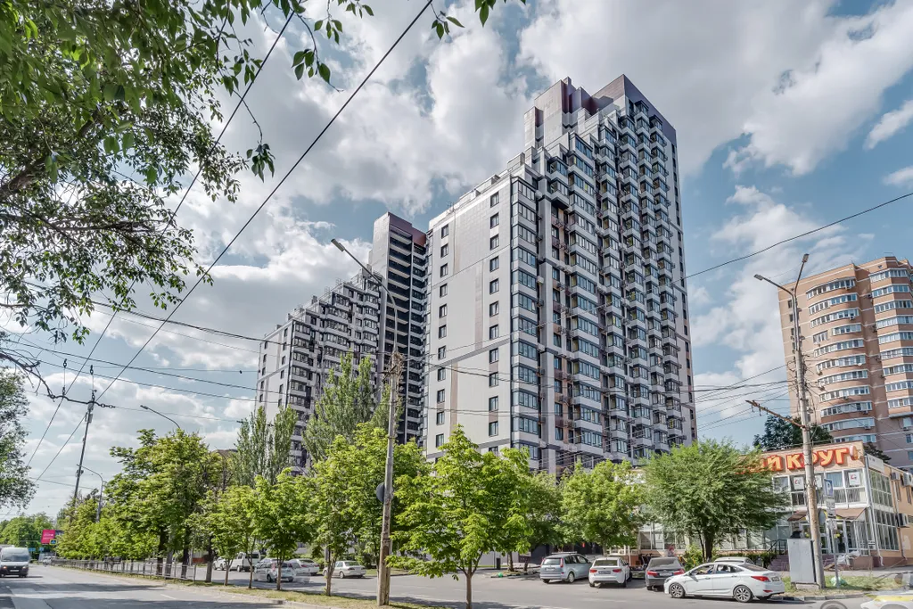 Студия однокомнатная на проспекте Ленина, 30 м², Ростов-на-Дону — двор, фото 2