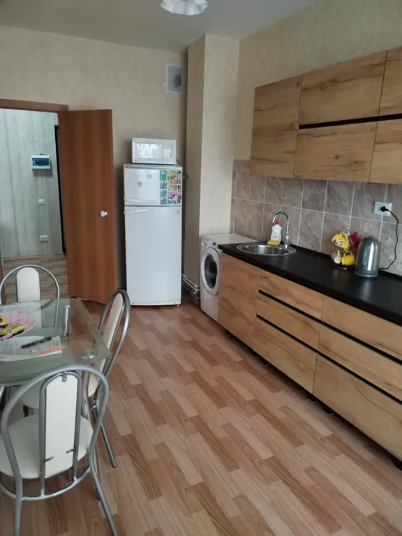 Квартира однокомнатная на улице Заслонова, 43 м², Великие Луки — фото 2