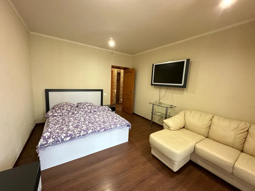 Квартира трёхкомнатная в Ново-Савиновском, 105 м², Казань — фото 8