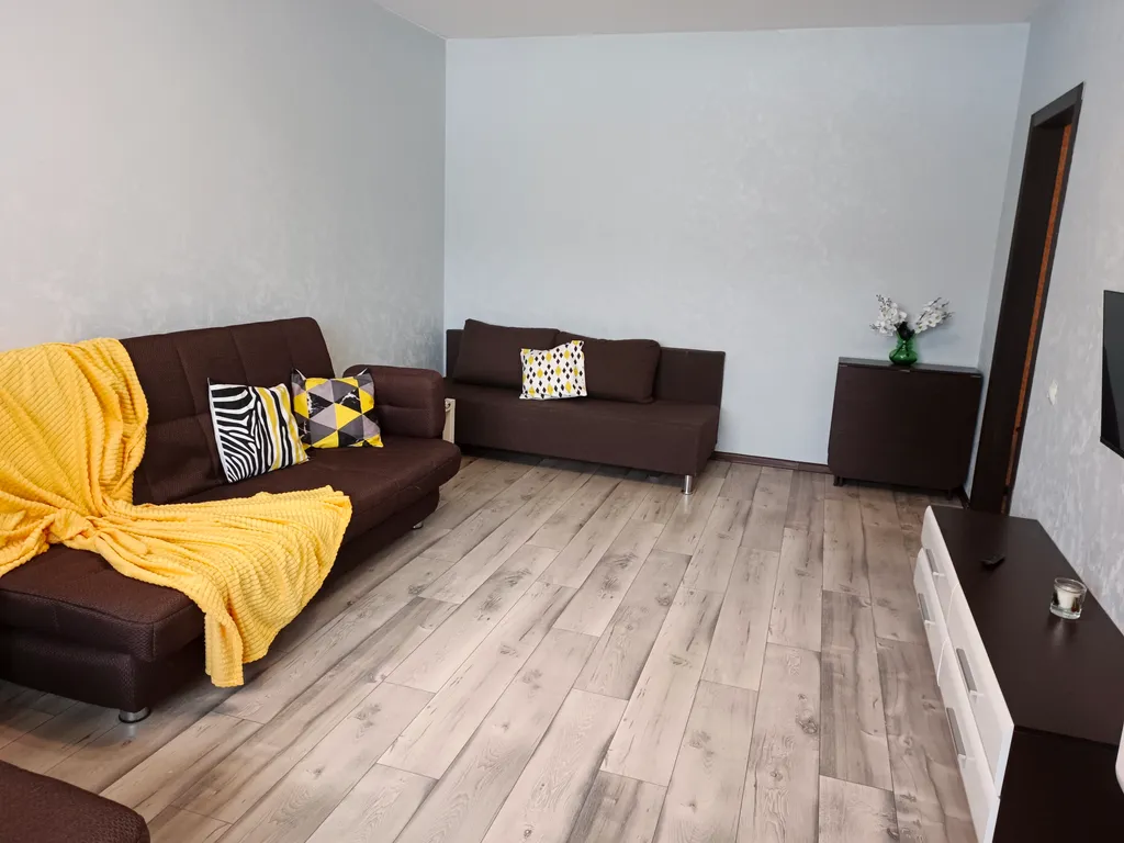 Квартира двухкомнатная на улице Большой Московской, 59 м², Великий Новгород — фото 13
