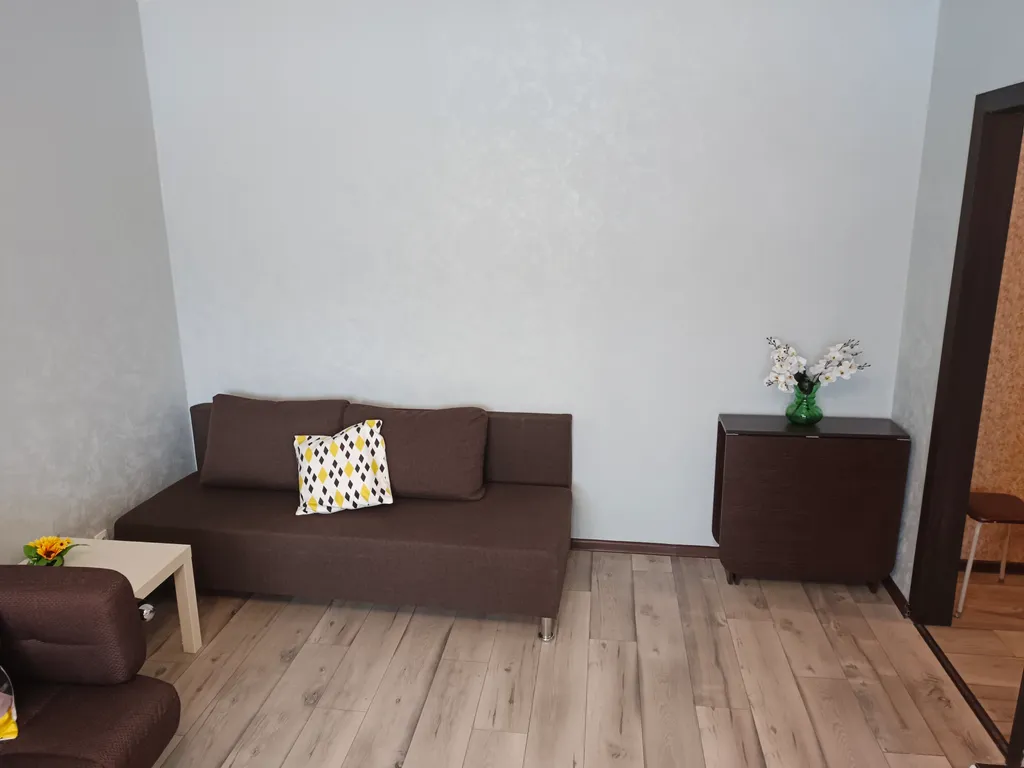 Квартира двухкомнатная на улице Большой Московской, 59 м², Великий Новгород — фото 15