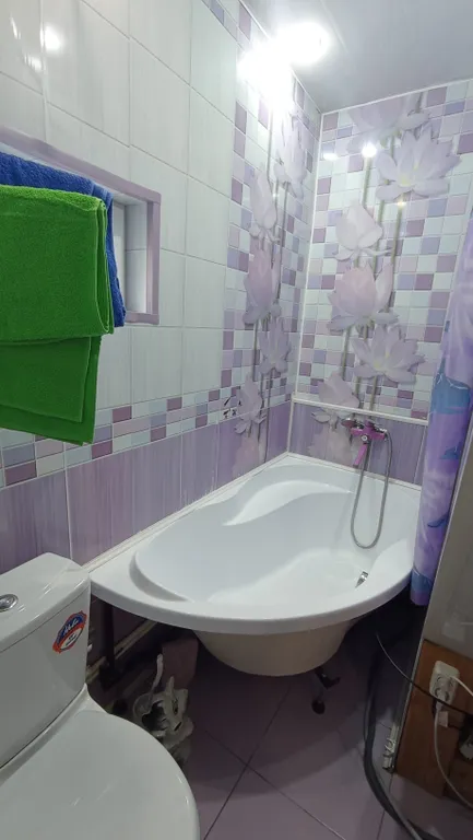 Дом 6-местный на улице Шаркова, 60 м², Углич — ванная комната