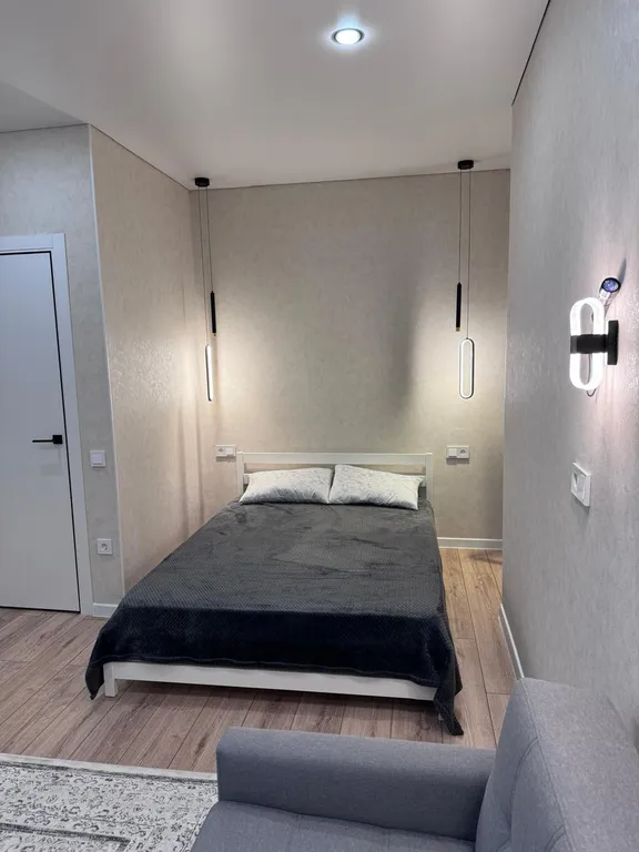 Квартира однокомнатная на улице Университетской, 28 м², Пятигорск — спальня, фото 2