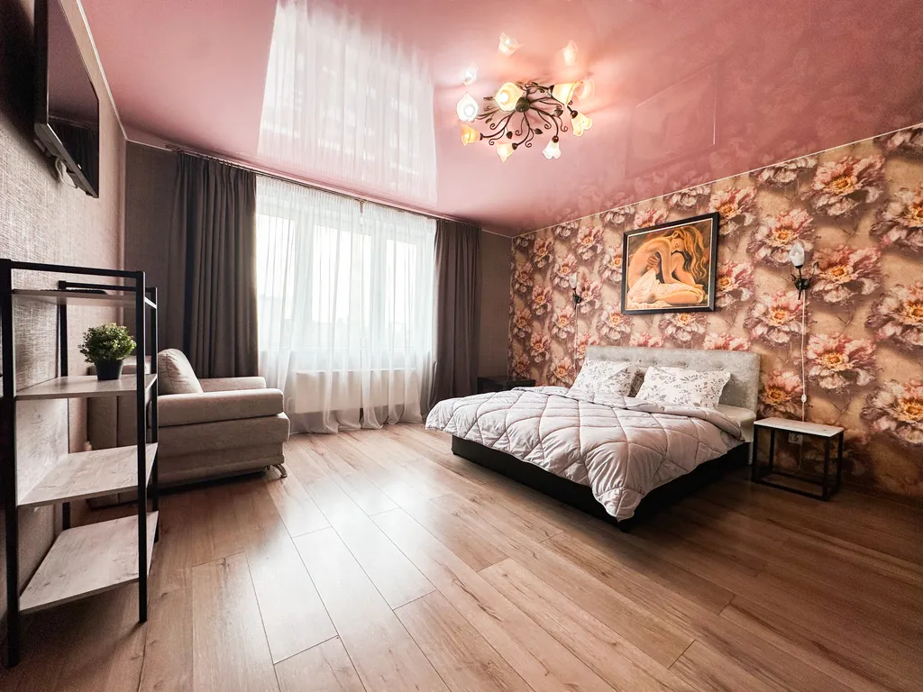 Квартира однокомнатная у Проспекта Космонавтов, в Эльмаше, 55 м², Екатеринбург — спальня, фото 7