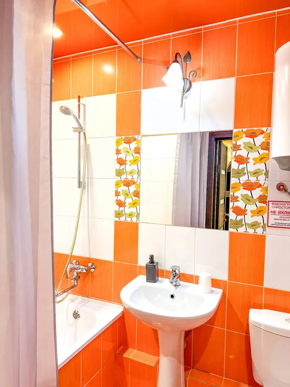 Квартира однокомнатная у Проспекта Космонавтов, в Эльмаше, 55 м², Екатеринбург — ванная комната, фото 2
