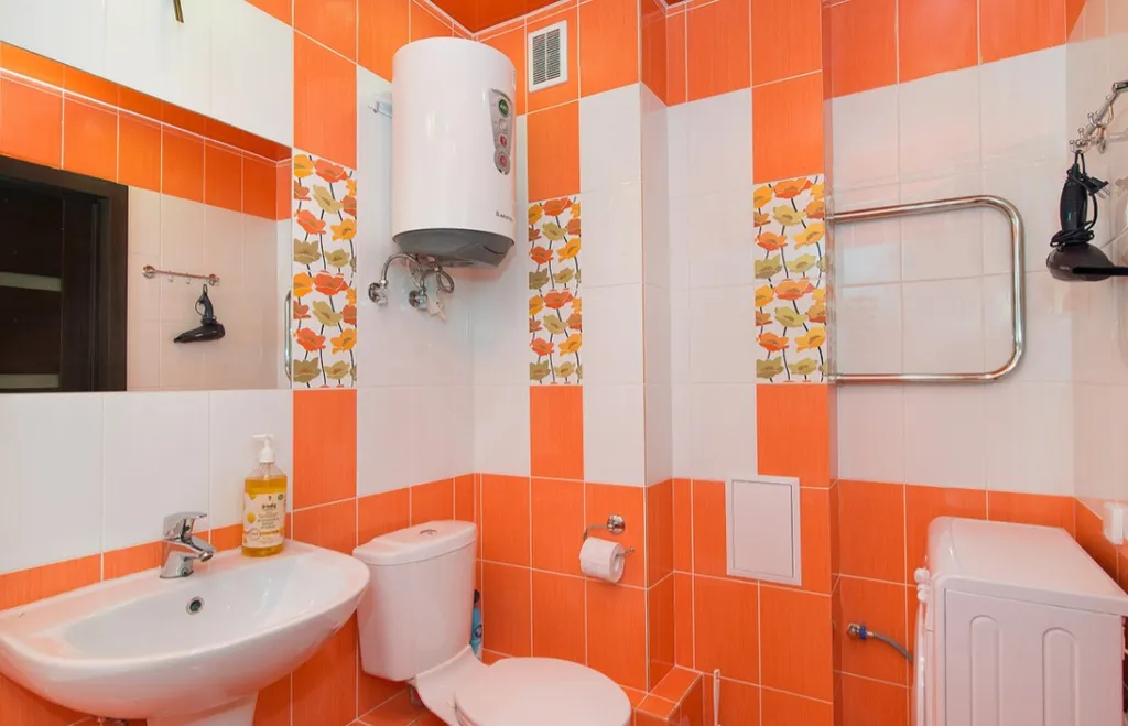 Квартира однокомнатная у Проспекта Космонавтов, в Эльмаше, 55 м², Екатеринбург — ванная комната, фото 4