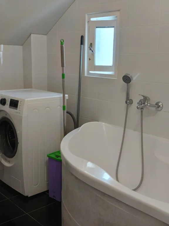 Апартаменты однокомнатные на улице Калинина, 40 м², Геленджик — фото 9