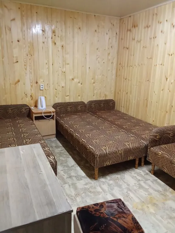 Четырёхместный номер стандарт — ванная комната