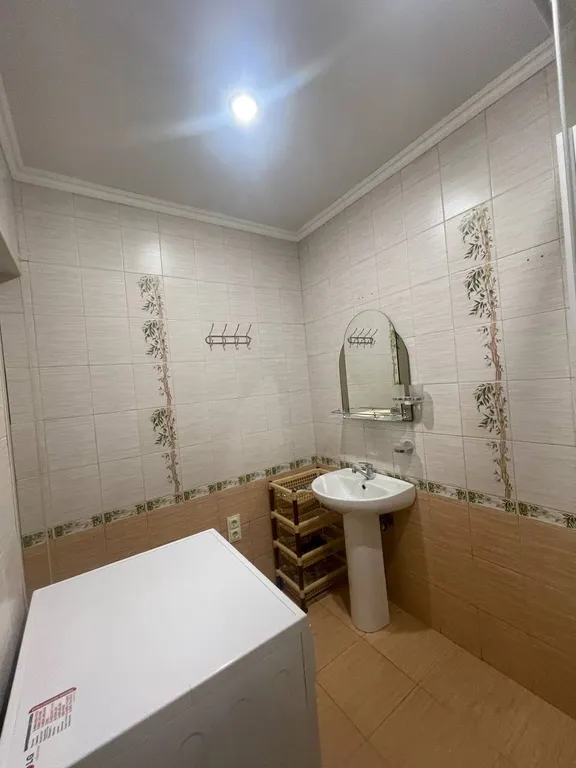 Квартира однокомнатная на улице Лазурной, 52 м², Анапа — ванная комната, фото 2