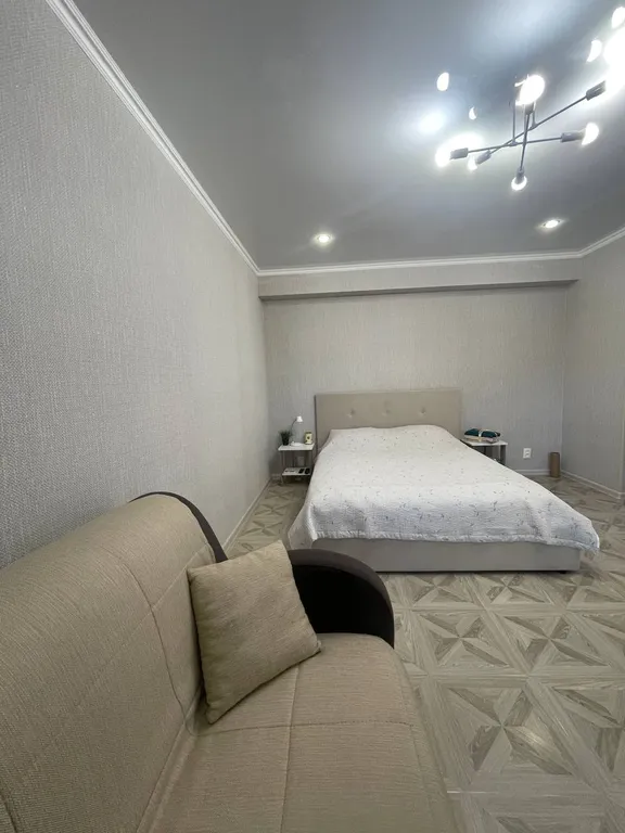 Квартира однокомнатная на улице Лазурной, 52 м², Анапа — спальня, фото 4