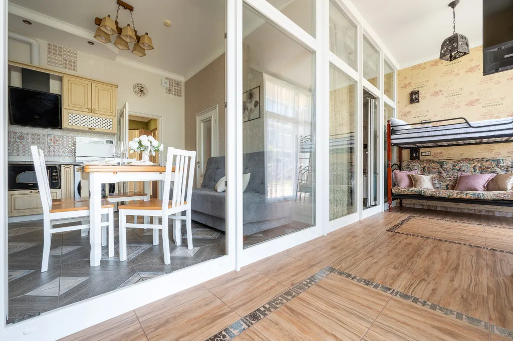 Квартира трёхкомнатная на бульваре Надежде, 75 м², Сириус — фото 3