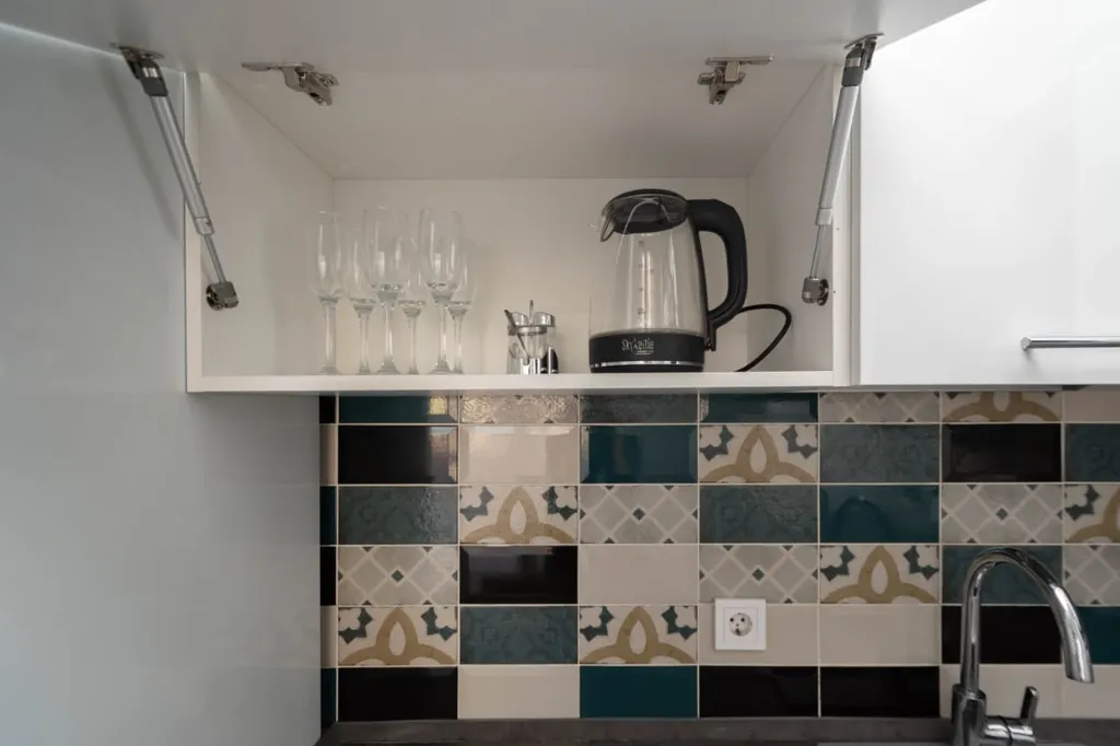 Квартира двухкомнатная в Октябрьском, 40 м², Иркутск — фото 24