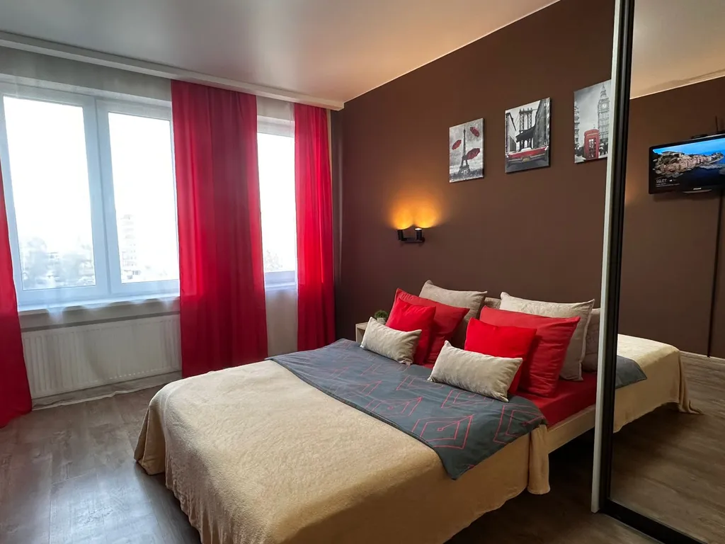 Квартира однокомнатная у Проспекта Космонавтов, в Эльмаше, 40 м², Екатеринбург — фото 25