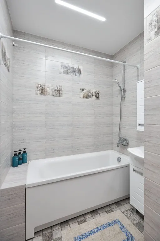 Квартира двухкомнатная на улице Максима Горького, 47 м², Ростов-на-Дону — ванная комната