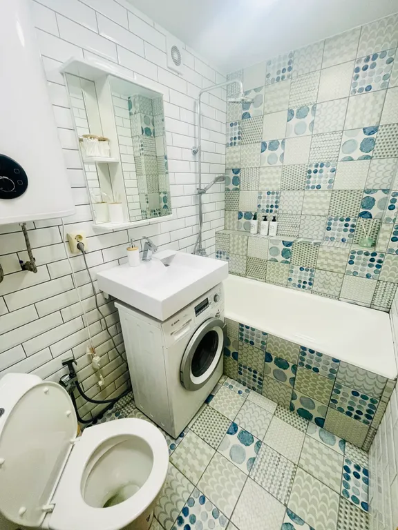 Квартира двухкомнатная в Фрунзенском, 45 м², Владивосток — ванная комната