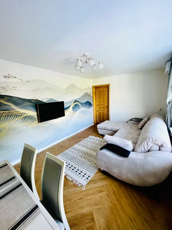 Квартира двухкомнатная в Фрунзенском, 45 м², Владивосток — спальня, фото 4